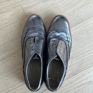 Wanted bronze metallic loafer